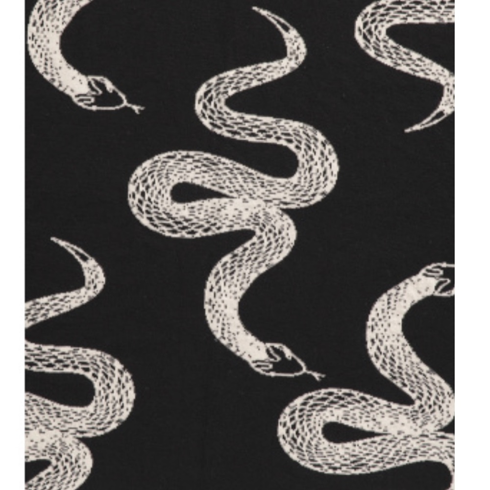 Intarsia knit Snake Throw Blanket Year of the Snake - Picture 3 of 16